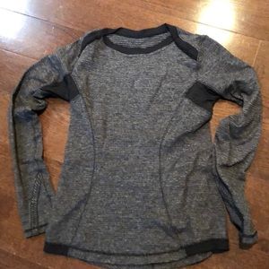 Lululemon top